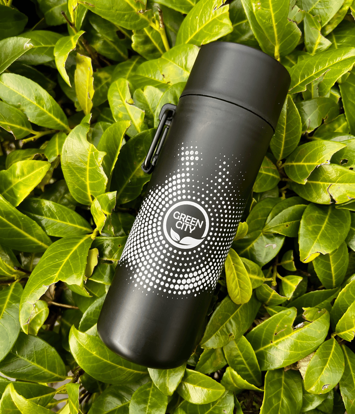 Black bottle with logo print for Green City